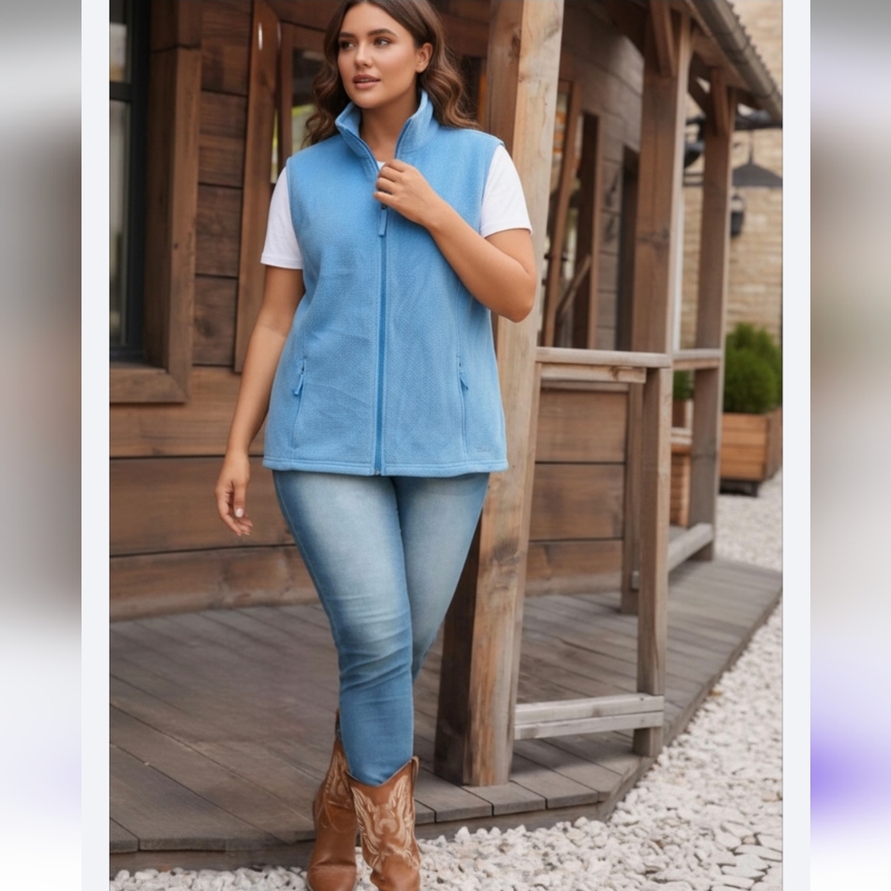 🪺L.L. Bean Light Blue Women's Vest